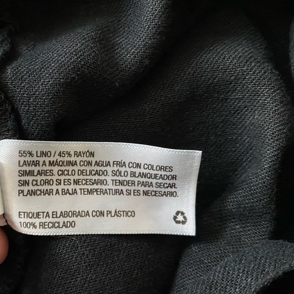 Isabel Maternity By Ingrid & Isabel (Tie Front Pull On Shorts) Size XL - Picture 9 of 9